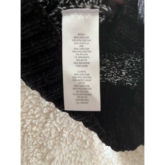 Tahari NWT black and white marbled sweater size S - Picture 7 of 8